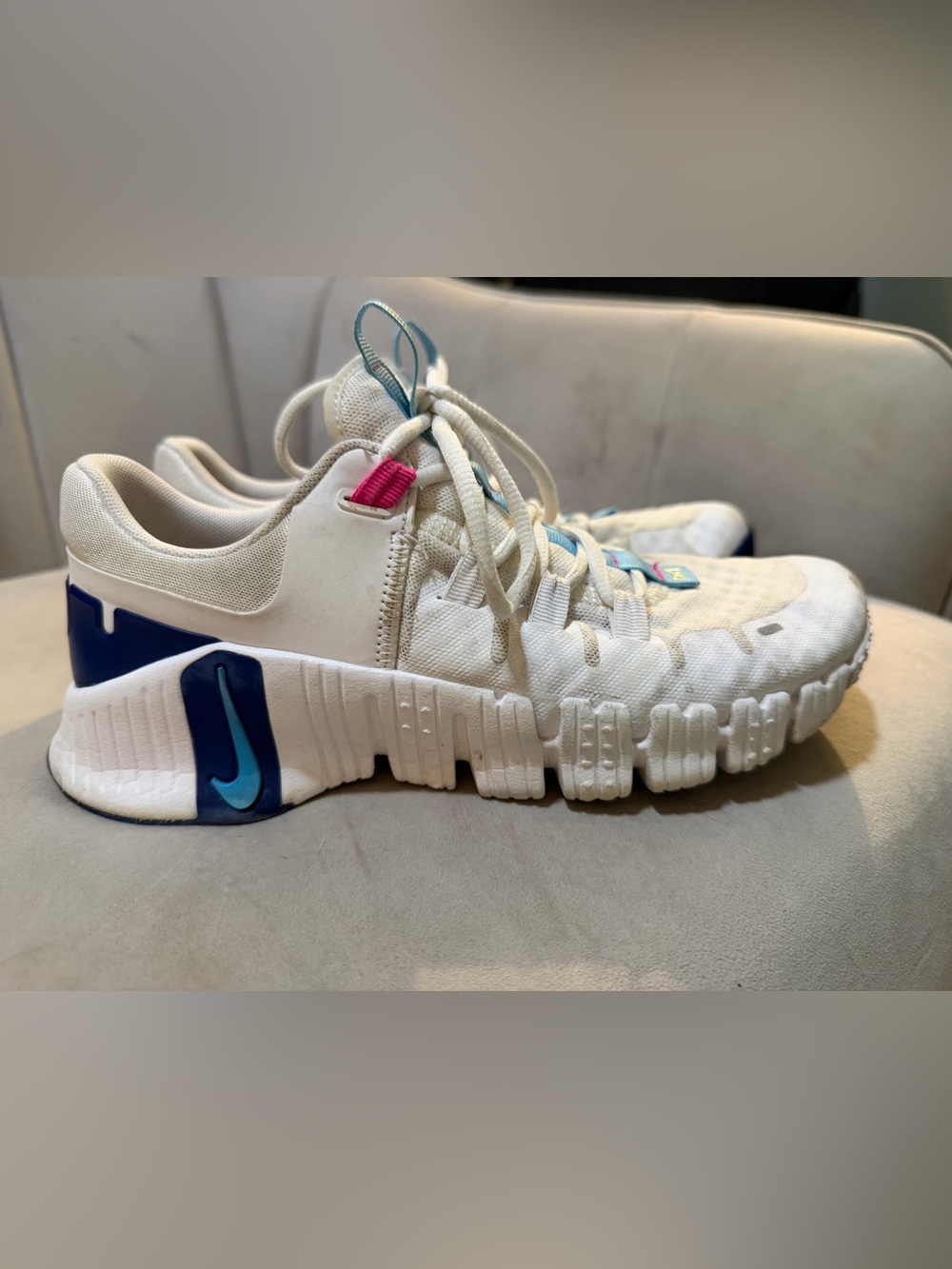 Nike Free Metcon 5 Aquarius Deep Royal Blue Fierce Pink  woMens 8